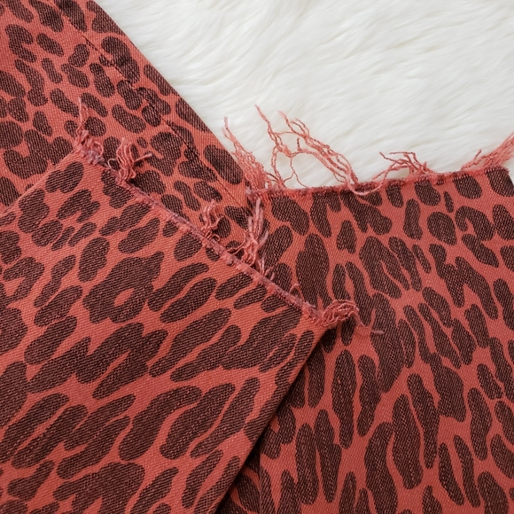 ⛔Mother High Waisted Looker Ankle Fray Jeans - Picture 9 of 12